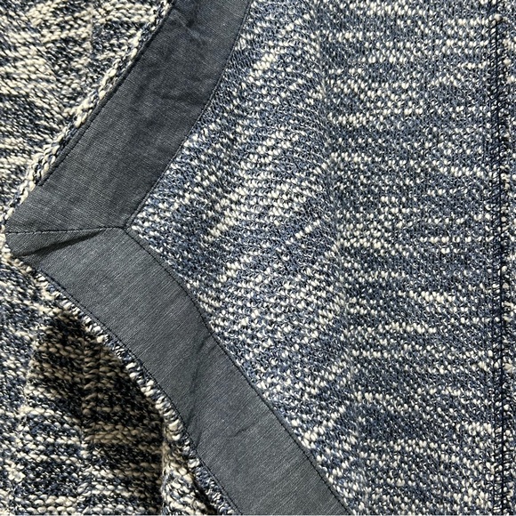 C B est 1962 women’s size 1X jacket. Blue & white Open Front Cardigan. - Picture 4 of 9